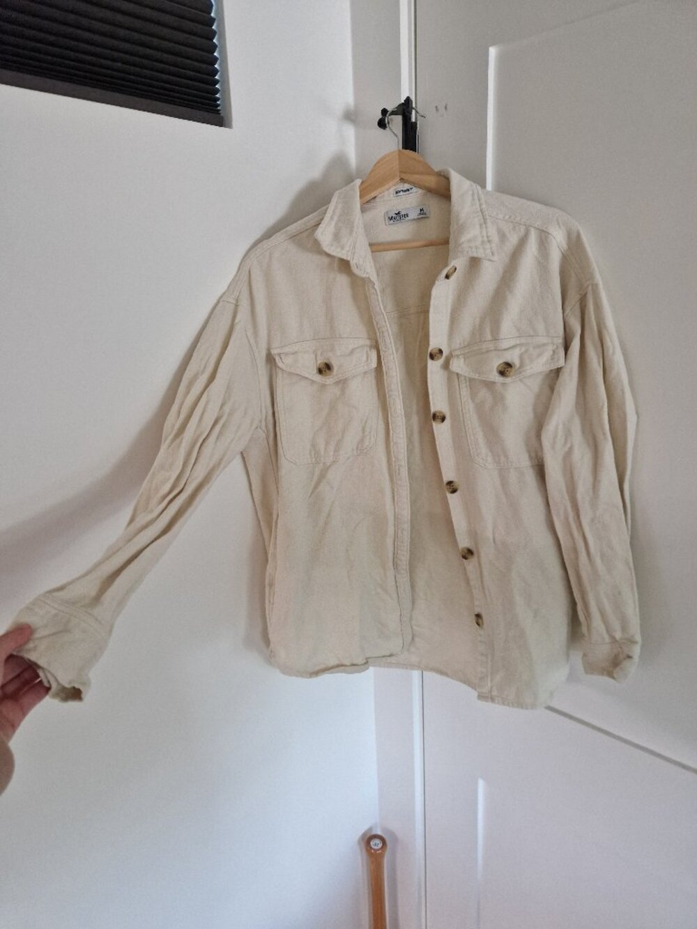 Hollister Boyfriend Fit Button Up Beige Shirt Size M